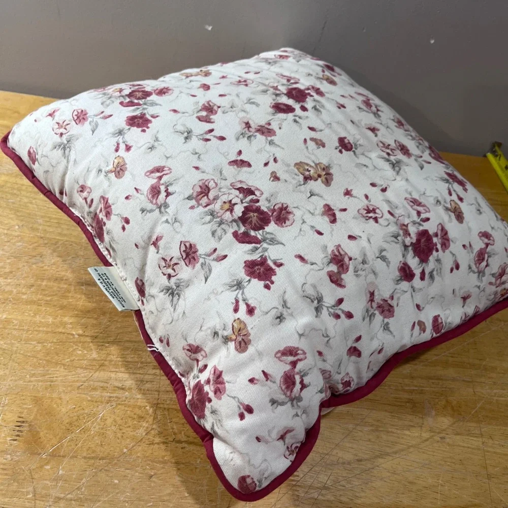 Vtg Waverly Norfolk Rose Floral Accent Pillow 16x16 Burgundy Piped Trim Square